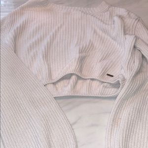 White hollister sweater